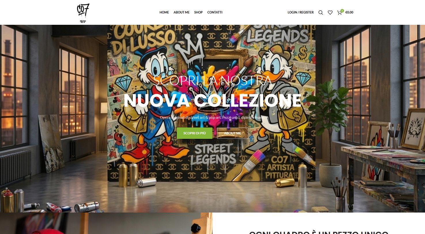 Home di CO7: un atelier con una grande tela pop art appoggiata alla parete, bombolette e pennelli a terra, e il titolo sulla nuova collezione.